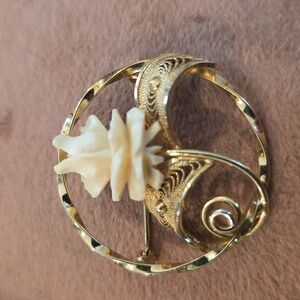 Vintage Signed Karen Lynne 12K Gold Filled  Carved Rose Brooch